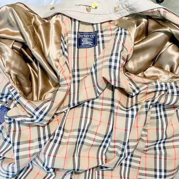 Vintage Burberry Trench Coat Classic Tan Double Breasted 48L (US 14 or XL) - Picture 7 of 16